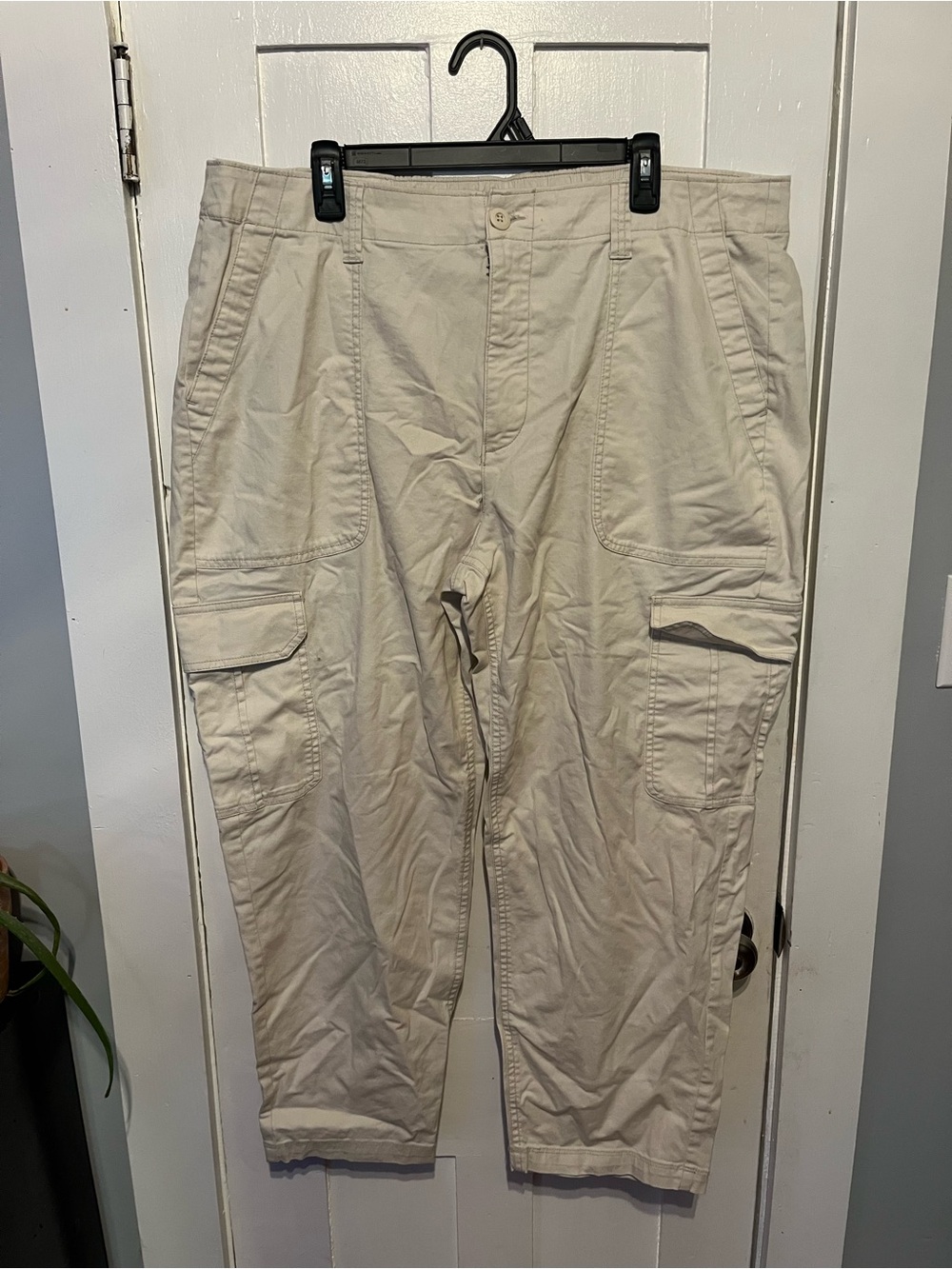 Old Navy Beige Cargo Pants - Women's Utility Style